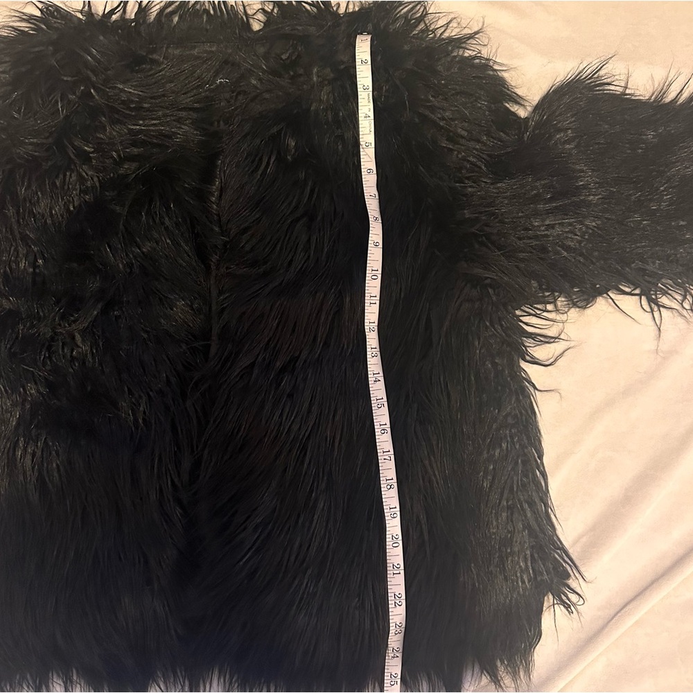 Boohoo Chic Black Faux Fur Jacket - Picture 7 of 7